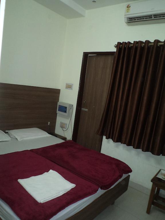 Hotel Umang Lucknow Quarto foto
